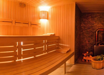 Комплекс зданий медицинского и отельного назначения в Киеве